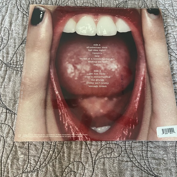 SEALED Olivia Rodrigo Guts Vinyl Signed insert black - Picture 2 of 4